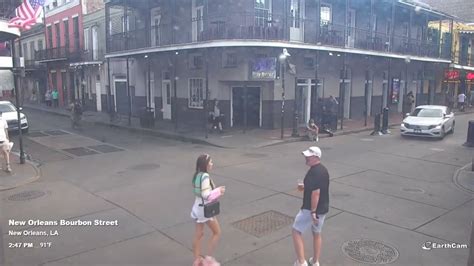 Live Bourbon Street Camera 